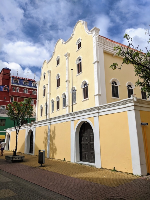 Mikvé Israel-Emanuel Synagogue